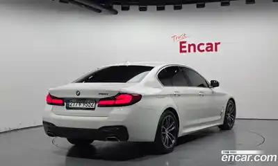 BMW 5-Series 2022 2.0 Автомат в Москве № 157533, миниатюра 2