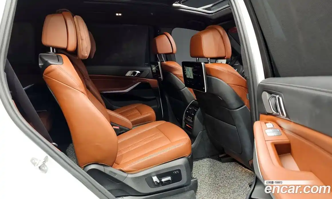 BMW X7 2022 3.0 гидро в Москве № 187605, фото 11