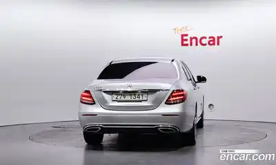 Mercedes-Benz E-Class 2017 2.0 Автомат в Москве № 195018, миниатюра 4