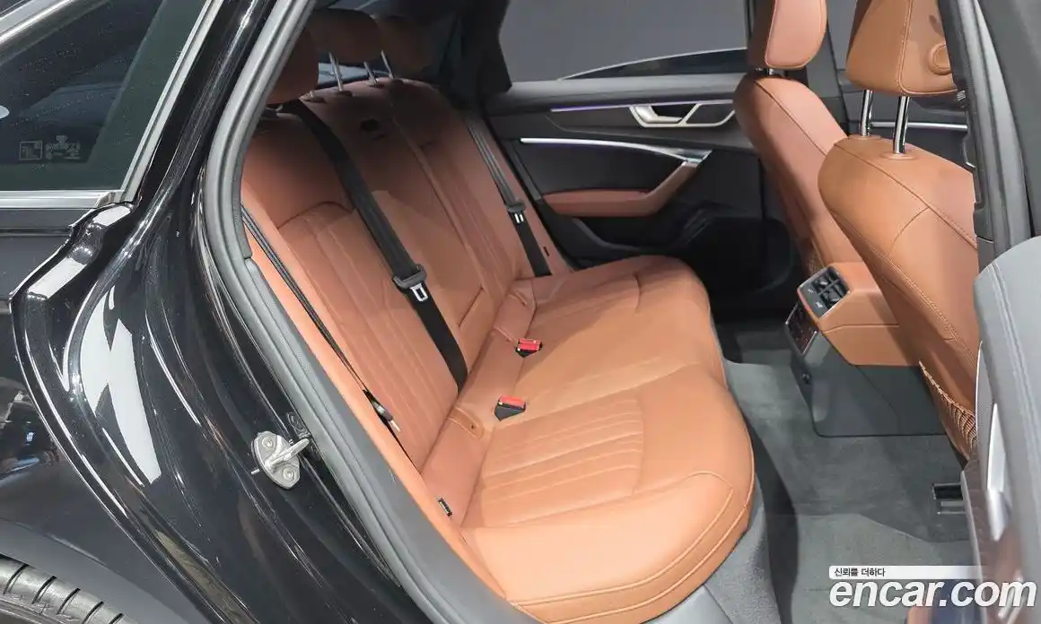 Audi A6 2023 2.0 Автомат в Москве № 196116, фото 12