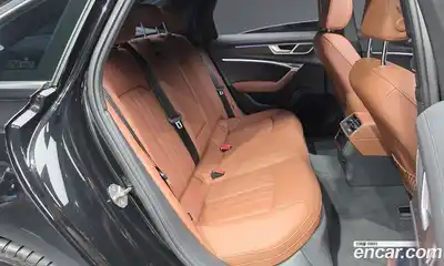 Audi A6 2023 2.0 Автомат в Москве № 196116, миниатюра 12