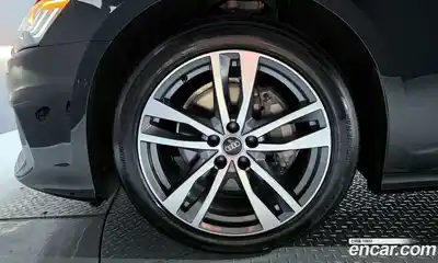 Audi A6 2023 2.0 Автомат в Москве № 196116, миниатюра 5