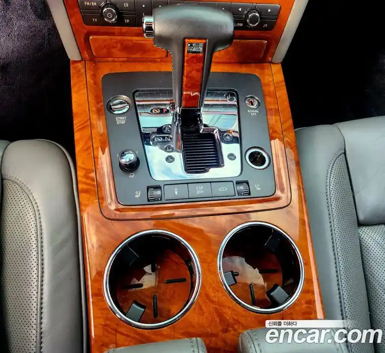 Volkswagen Phaeton 2005 6.0 Автомат в Москве № 199361, фото 10