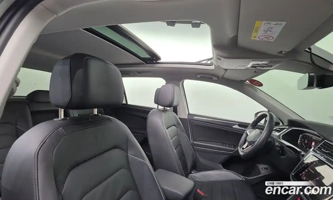 Volkswagen Tiguan 2022 2.0 Автомат в Москве № 232182, фото 12