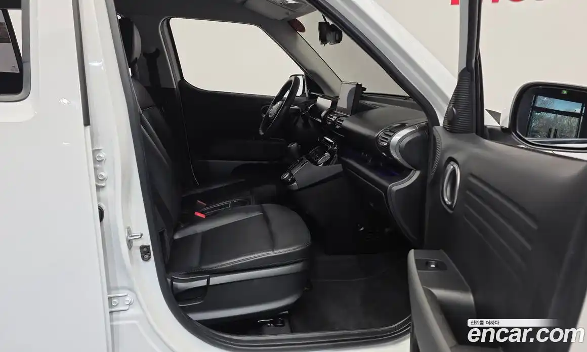 Hyundai Casper 2024 1.0 Автомат в Москве № 714182, фото 11