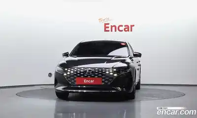 Hyundai Grandeur 2022 2.5 Автомат в Москве № 714595, миниатюра 3