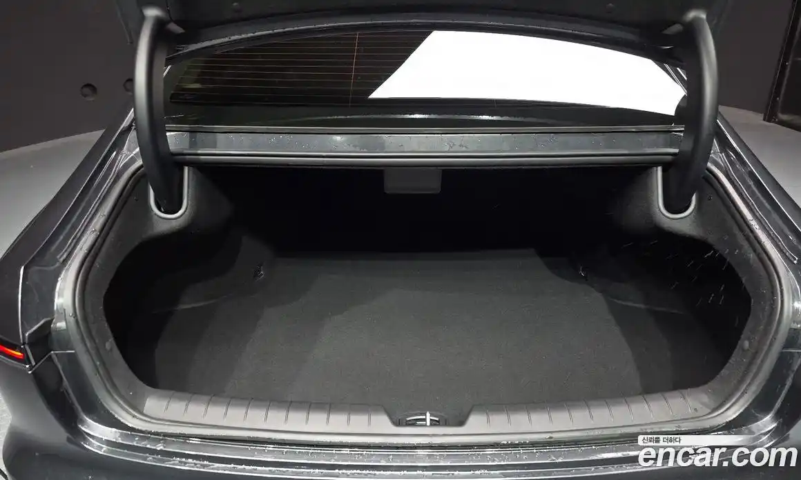 Hyundai Grandeur 2022 3.5 Автомат в Москве № 714622, фото 20