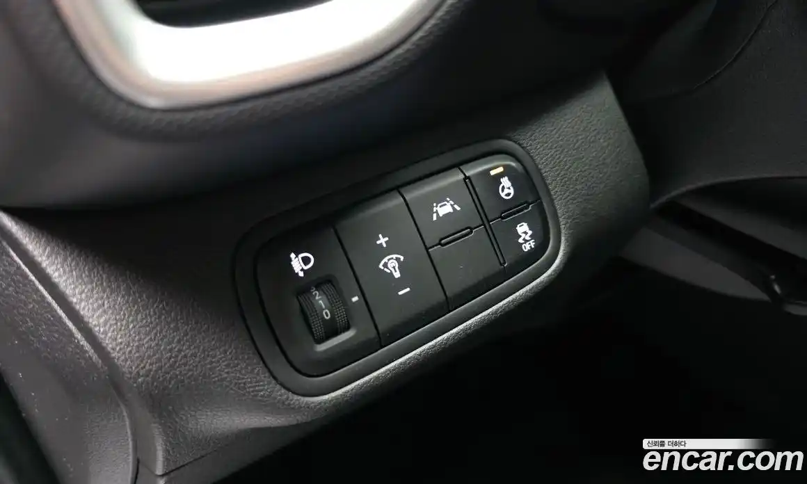 Hyundai Venue 2021 1.6 Автомат в Москве № 715054, фото 18