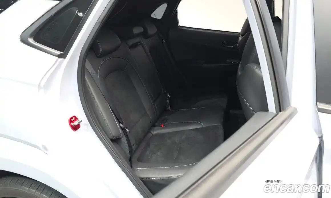 Hyundai Kona 2023 2.0 Автомат в Москве № 715238, фото 12