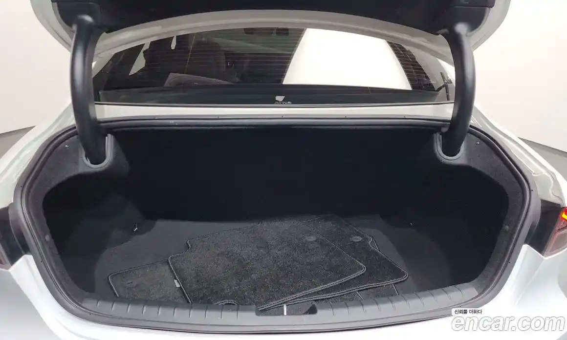 Hyundai Grandeur 2023 2.5 Автомат в Москве № 715437, фото 19