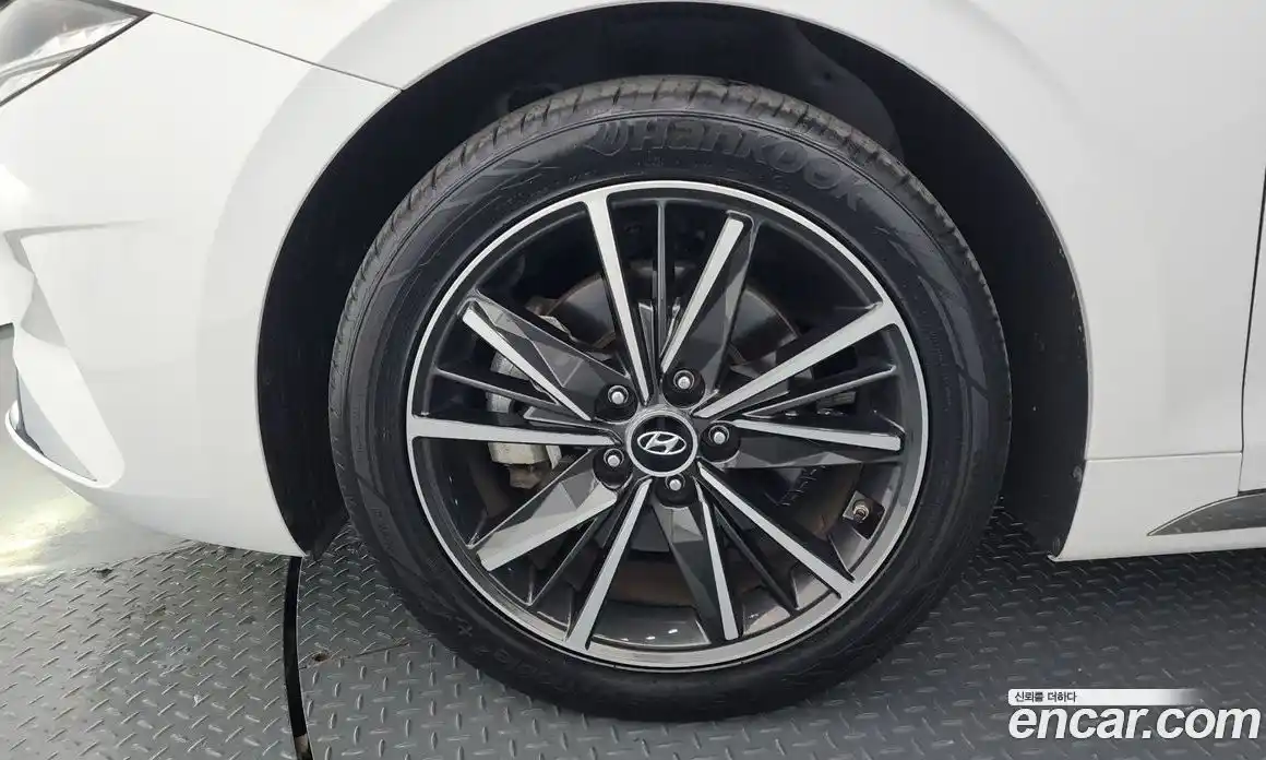 Hyundai Grandeur 2023 2.5 Автомат в Москве № 715437, фото 4