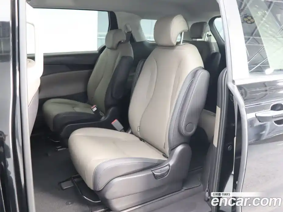 Kia Canival 2025 2.2 Автомат в Москве № 715854, фото 11