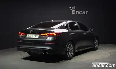 Kia K5 2020 2.0 Автомат в Москве № 716127, миниатюра 2