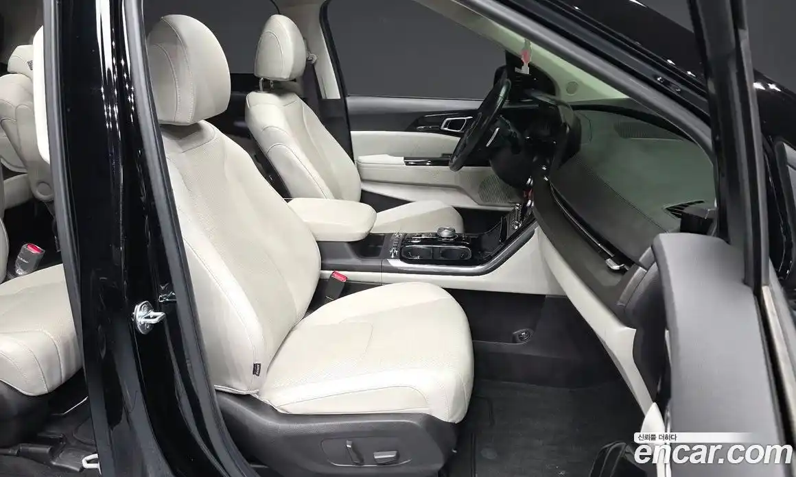 Kia Canival 2021 2.2 Автомат в Москве № 716292, фото 11