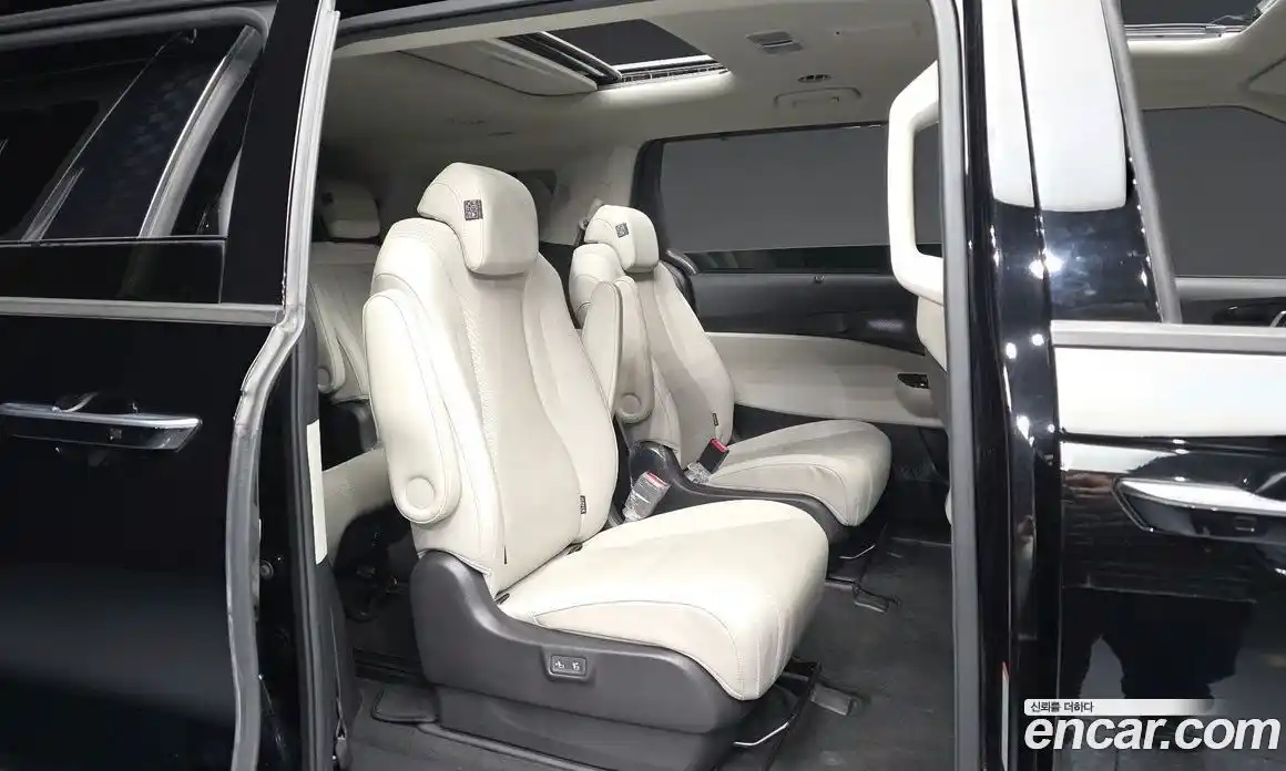 Kia Canival 2021 2.2 Автомат в Москве № 716292, фото 12