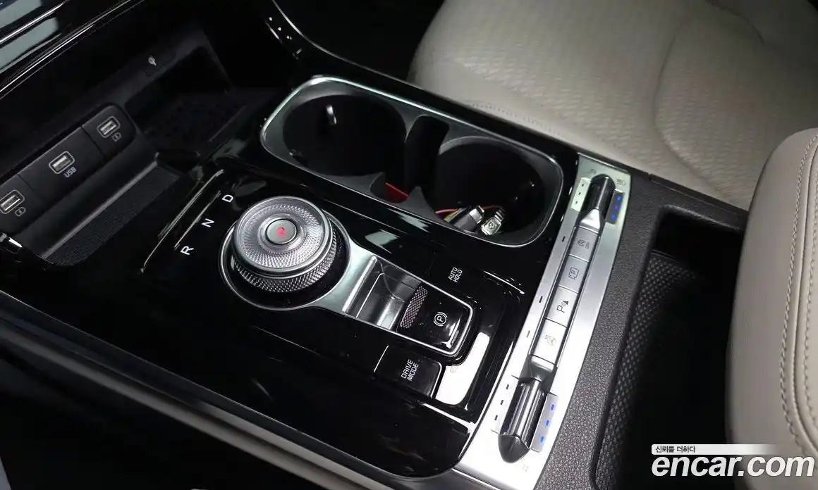 Kia Canival 2021 2.2 Автомат в Москве № 716292, фото 9