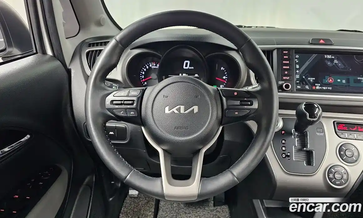 Kia Ray 2021 1.0 Автомат в Москве № 716405, фото 13