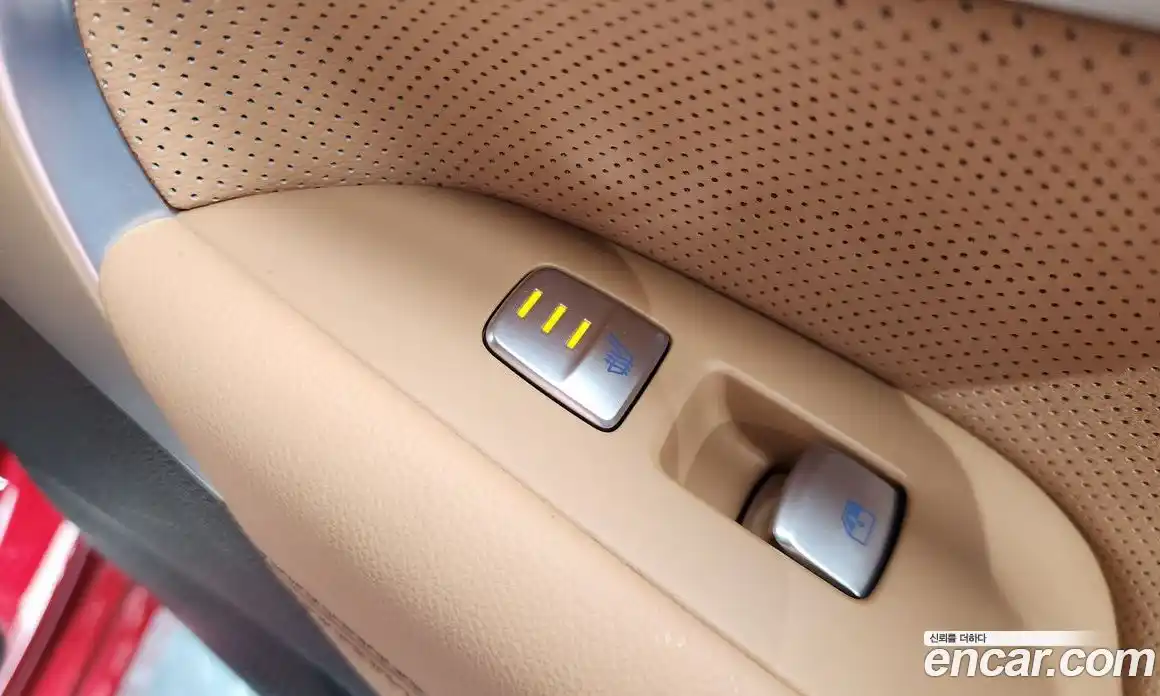 Genesis G70 2023 2.5 Автомат в Москве № 717060, фото 19