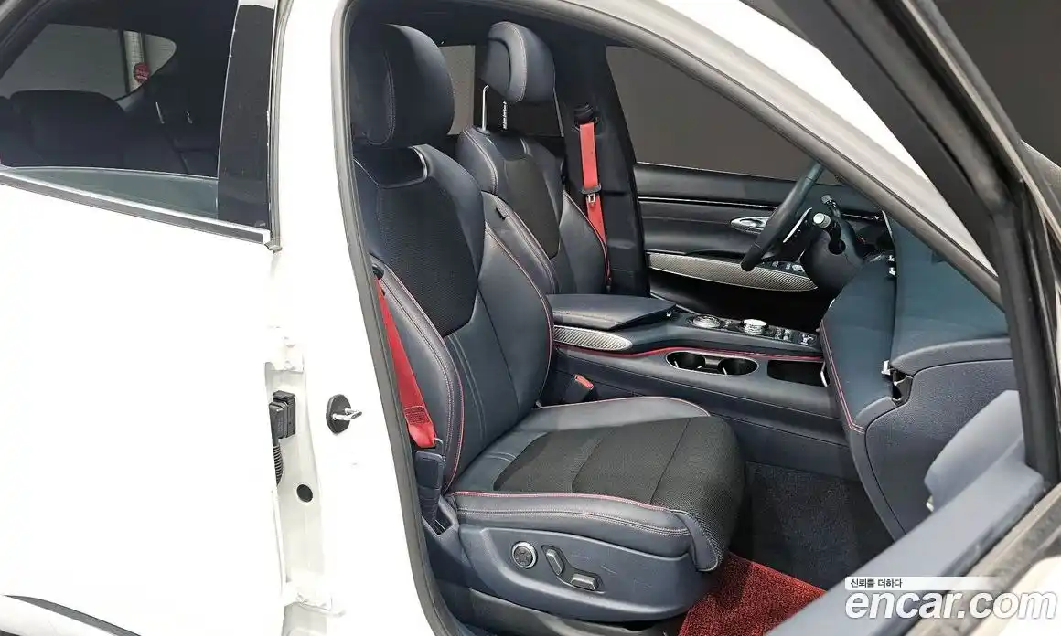 Genesis GV70 2021 2.5 Автомат в Москве № 717240, фото 12