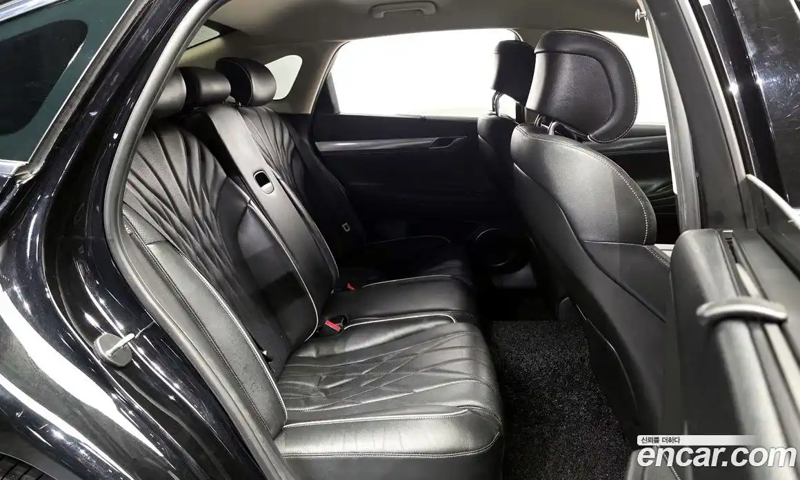 Genesis G80 2020 2.5 Автомат в Москве № 717251, фото 12