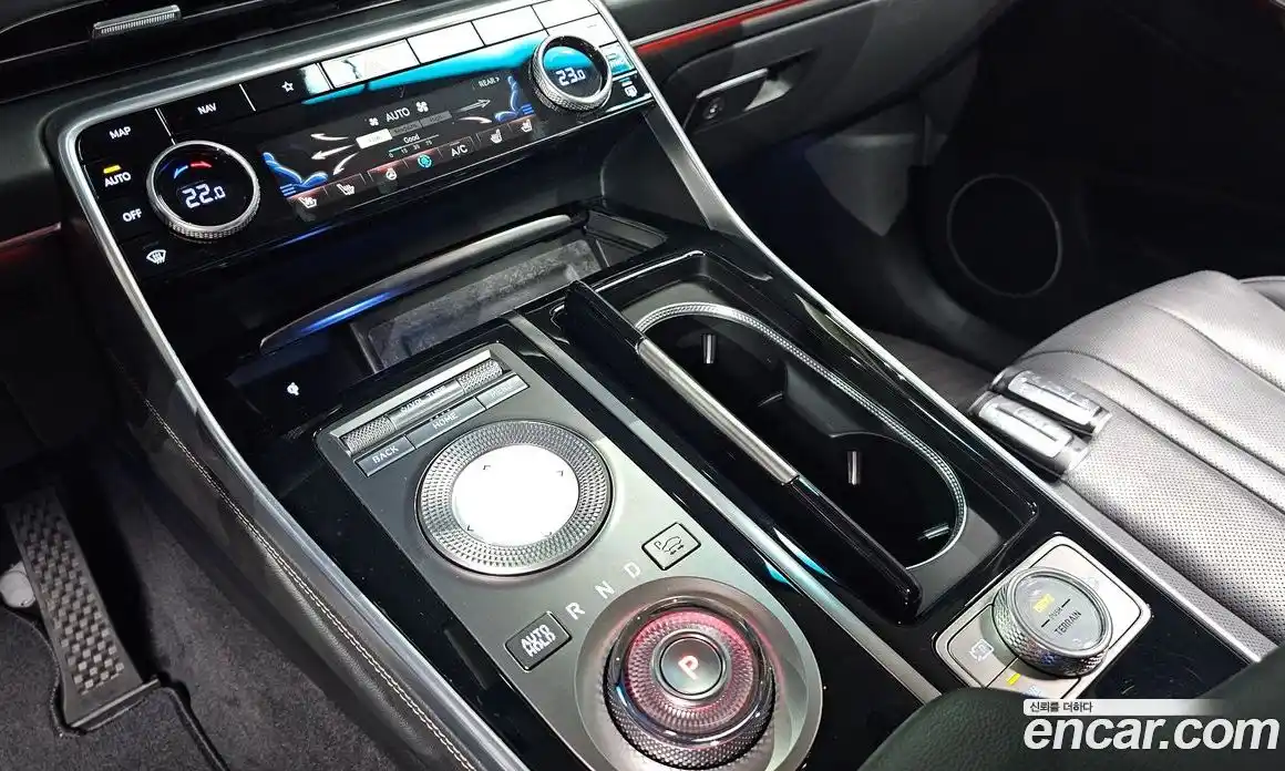 Genesis GV80 2020 3.0 Автомат в Москве № 717267, фото 9