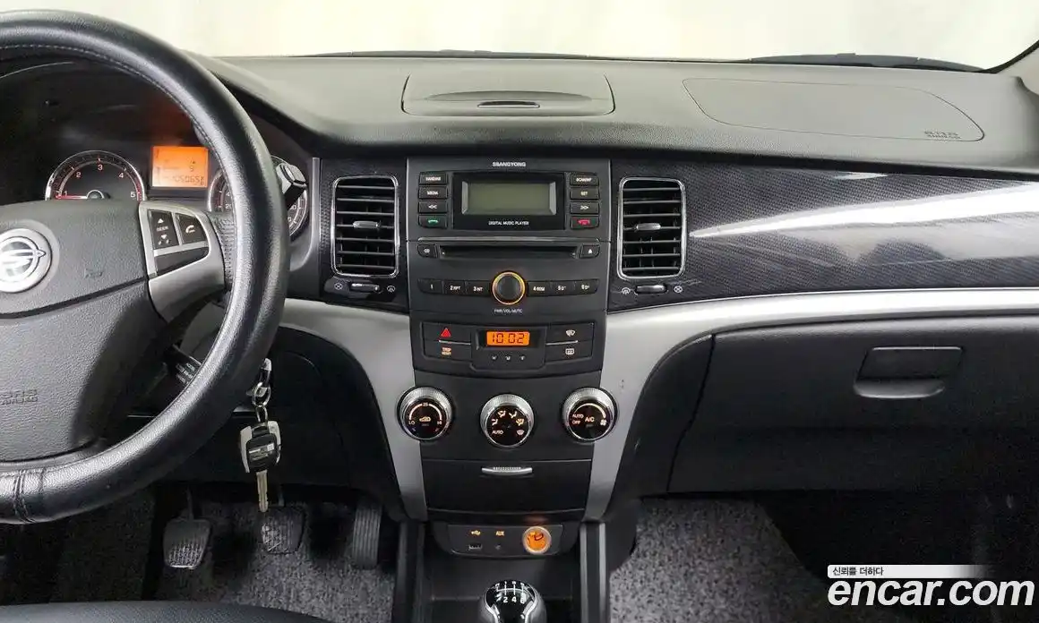 SsangYong Korando 2013 2.0 Механическая в Москве № 718081, фото 14