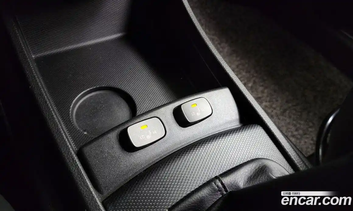 SsangYong Korando 2013 2.0 Механическая в Москве № 718081, фото 18