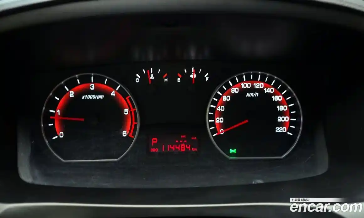 SsangYong Korando 2015 2.0 Автомат в Москве № 718193, фото 8