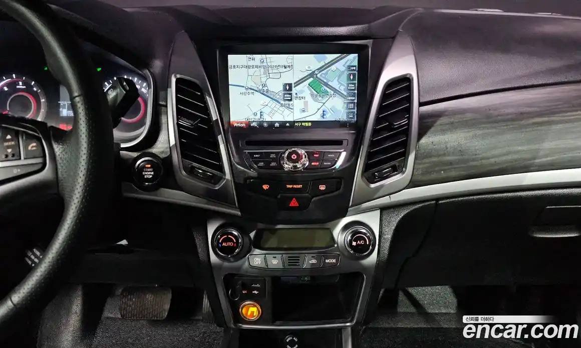 SsangYong Korando 2016 2.2 Автомат в Москве № 718520, фото 15