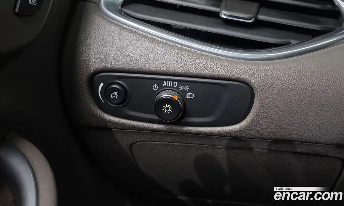 Chevrolet Malibu 2017 2.0 Автомат в Москве № 719166, фото 14