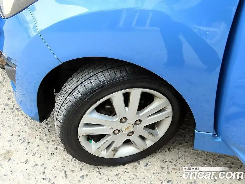 Chevrolet Spark 2013 1.0 Автомат в Москве № 719540, фото 17