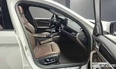 BMW 5-Series 2022 2.0 Автомат в Москве № 721070, миниатюра 11