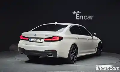 BMW 5-Series 2022 2.0 Автомат в Москве № 721070, миниатюра 2