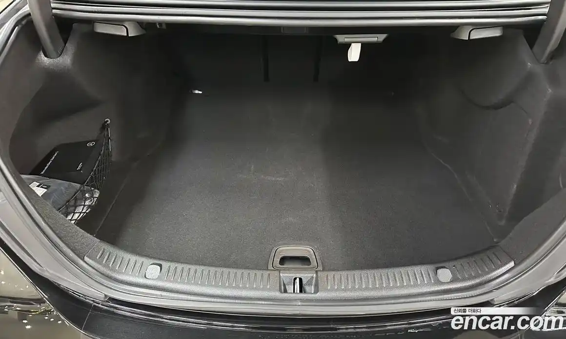 Mercedes-Benz E-Class 2022 2.0 Автомат в Москве № 722094, фото 12