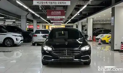 Mercedes-Benz E-Class 2022 2.0 Автомат в Москве № 722094, миниатюра 2