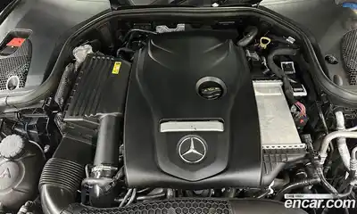 Mercedes-Benz E-Class 2022 2.0 Автомат в Москве № 722094, миниатюра 6