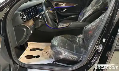 Mercedes-Benz E-Class 2022 2.0 Автомат в Москве № 722094, миниатюра 10