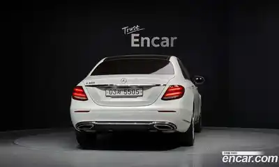 Mercedes-Benz E-Class 2019 2.0 Автомат в Москве № 722517, миниатюра 4