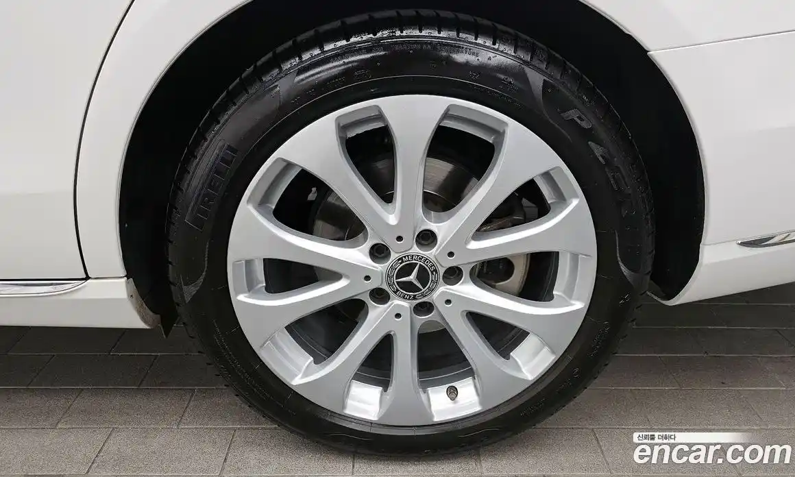 Mercedes-Benz E-Class 2019 2.0 Автомат в Москве № 722517, фото 5