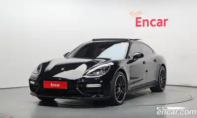 Porsche Panamera, 2018