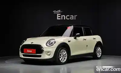 Mini Cooper, 2019