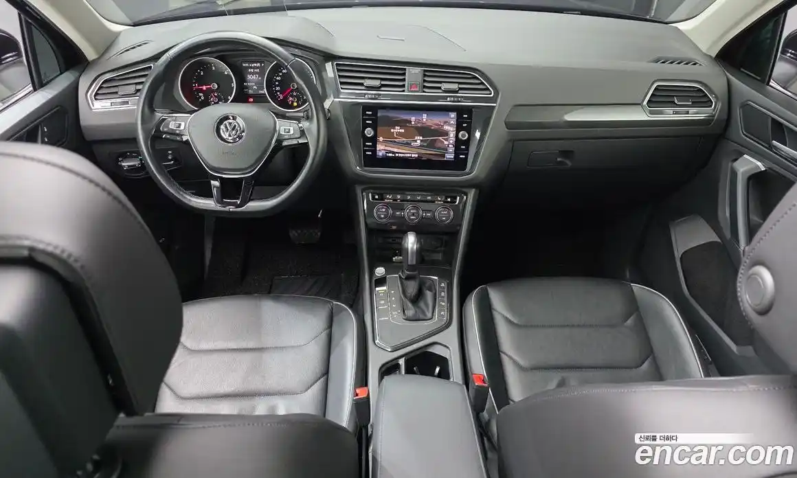 Volkswagen Tiguan 2020 2.0 Автомат в Москве № 725103, фото 7