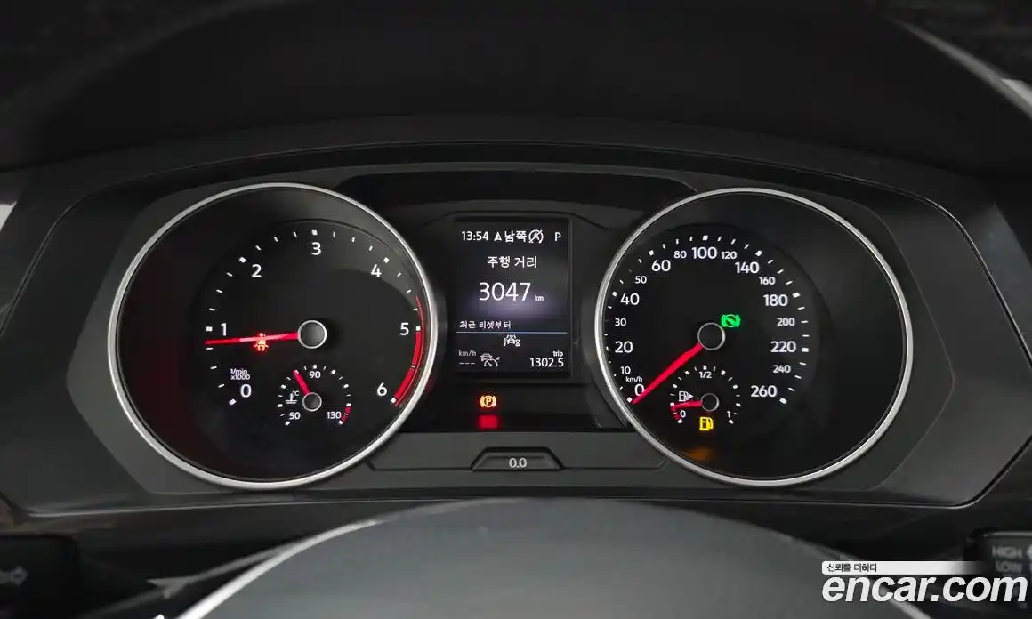 Volkswagen Tiguan 2020 2.0 Автомат в Москве № 725103, фото 8