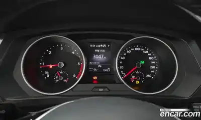 Volkswagen Tiguan 2020 2.0 Автомат в Москве № 725103, миниатюра 8