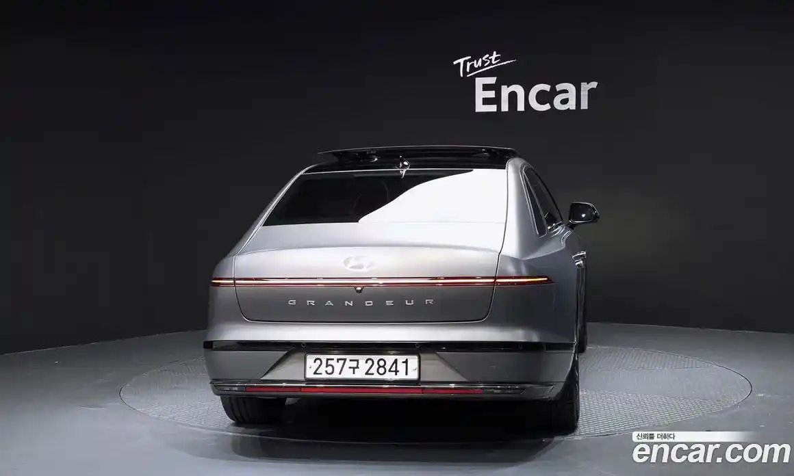 Hyundai Grandeur 2023 2.5 Автомат в Москве № 745811, фото 4