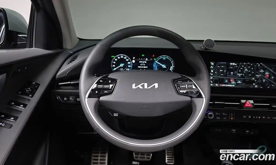 Kia Niro 2022 1.6 Автомат в Москве № 746184, фото 13