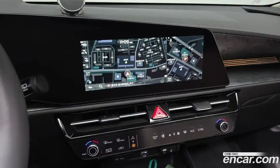 Kia Niro 2022 1.6 Автомат в Москве № 746184, фото 14