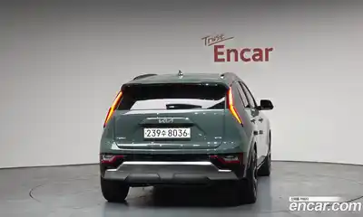 Kia Niro 2022 1.6 Автомат в Москве № 746184, миниатюра 3