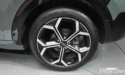 Kia Niro 2022 1.6 Автомат в Москве № 746184, миниатюра 4