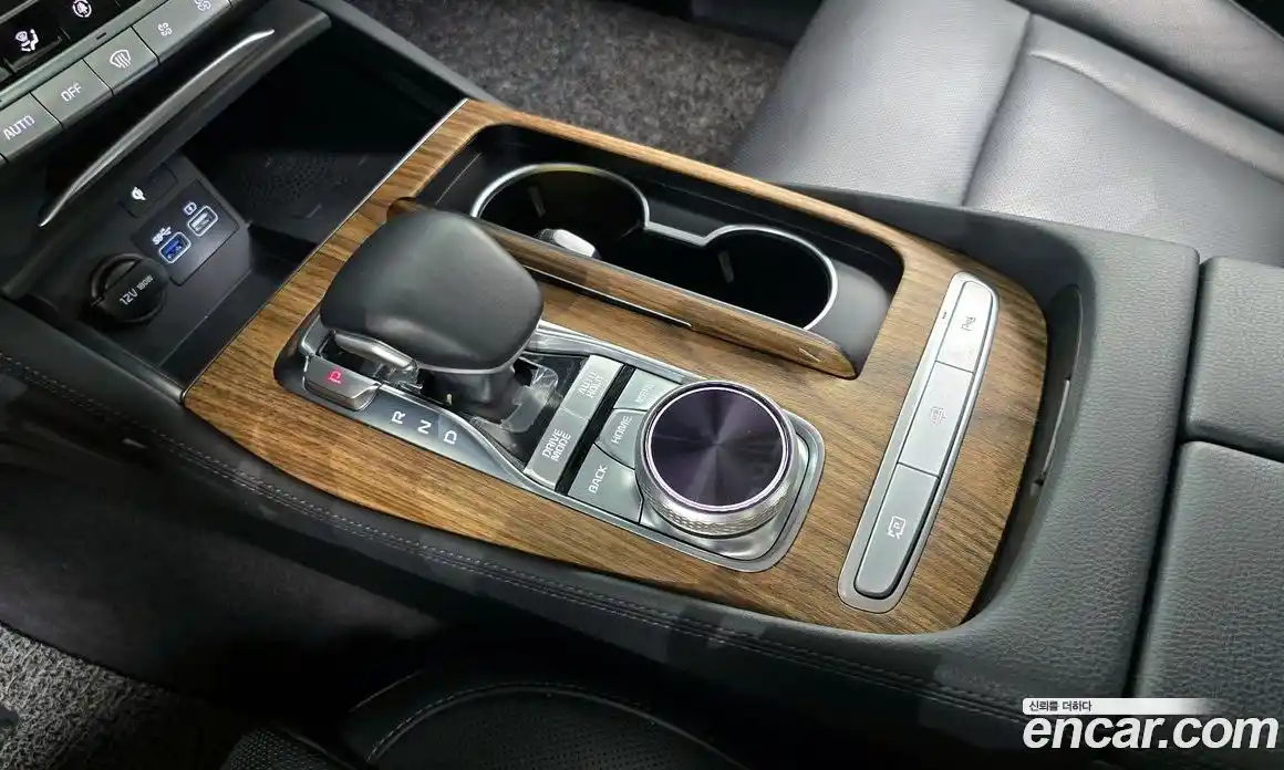 Kia K9 2024 3.8 Автомат в Москве № 746224, фото 9